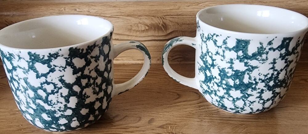 2 Folk Craft Tienshan Moose Country Coffee Mugs Cup Green Sponge Pattern Vintage